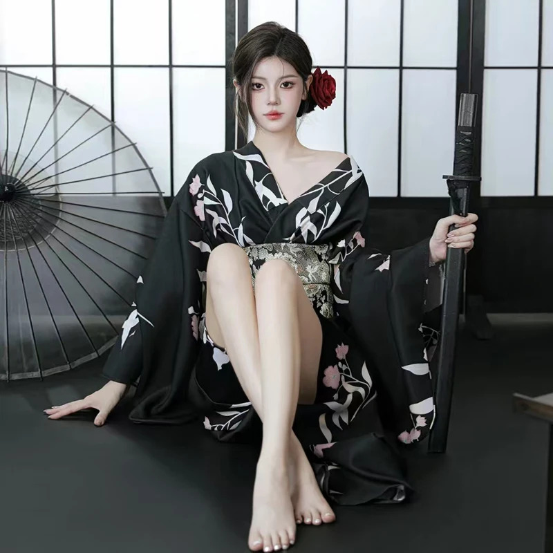 Black Japanese Kimono Gothic A - Asian Cosplay Anime ulasan dan harga