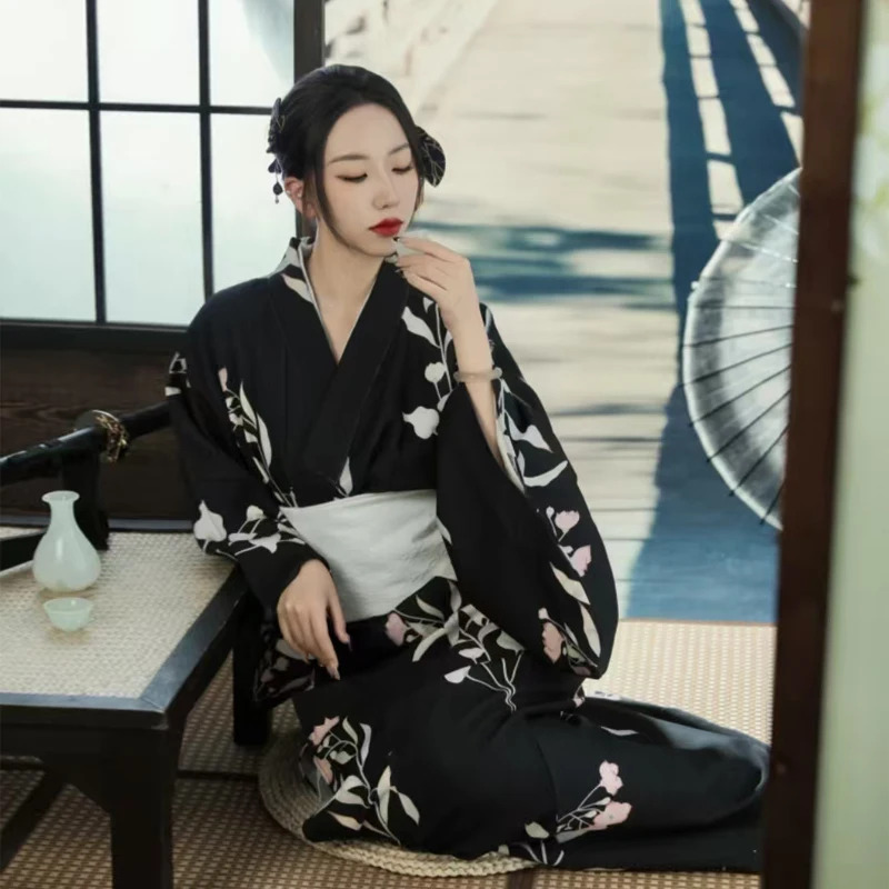 Black Japanese Kimono Gothic A - Asian Cosplay Anime ulasan dan harga